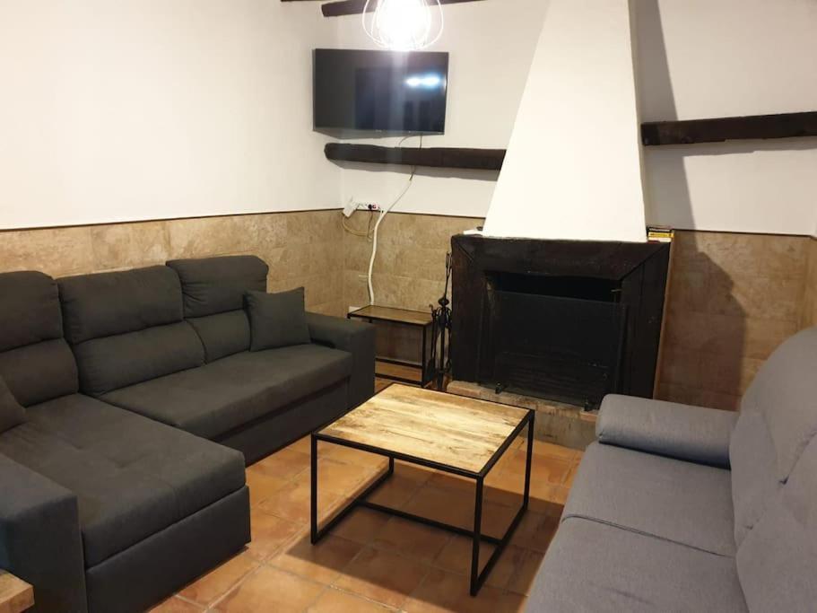 Casa Rural Serrano Abrucena Luaran gambar